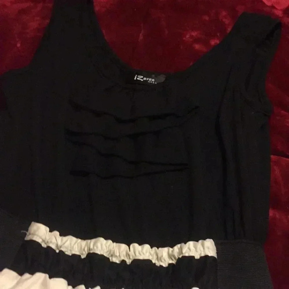 IZ Byer Dress - Picture 3 of 4